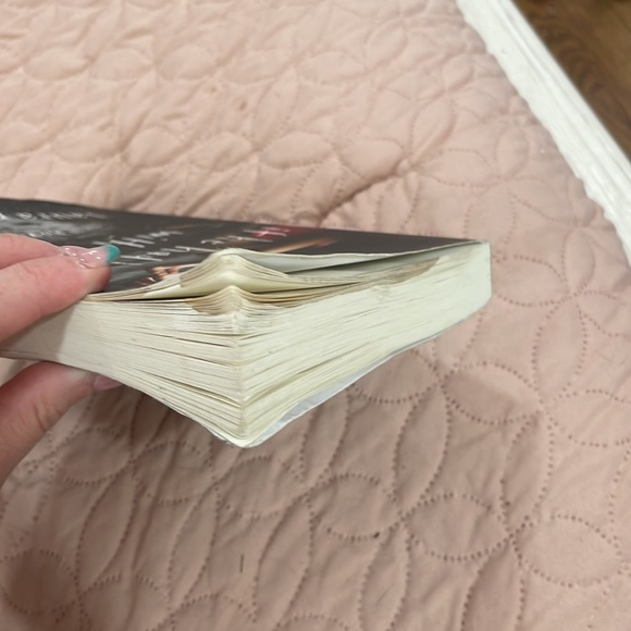 Book - Picture 4 of 4